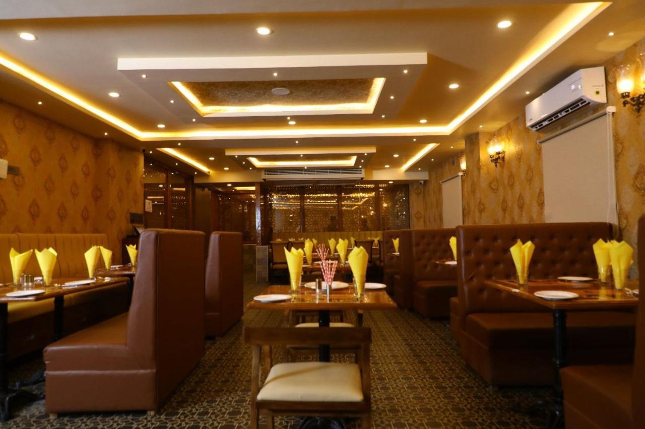 Hotel Windsor Plaza Haiderabad Buitenkant foto