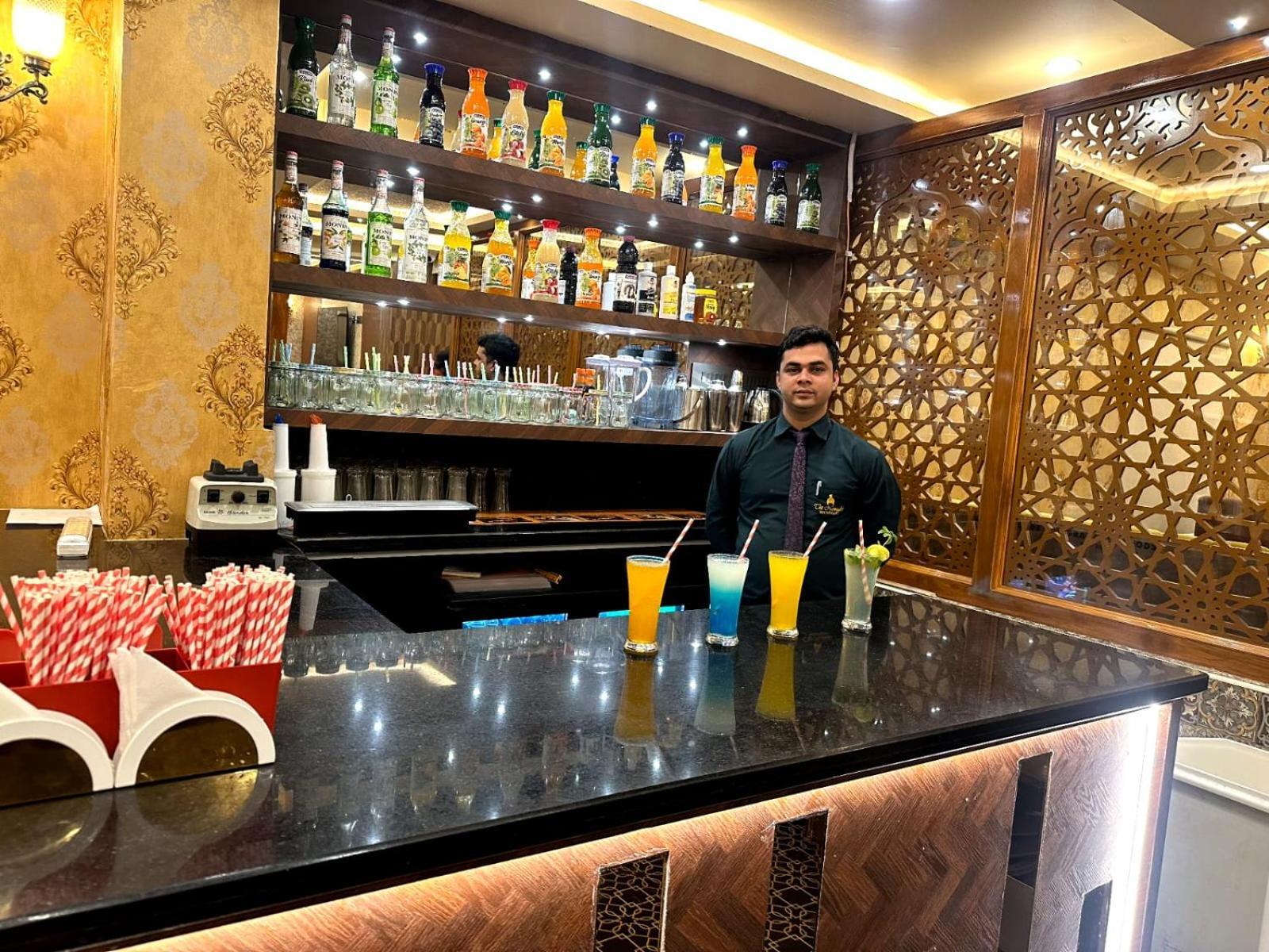 Hotel Windsor Plaza Haiderabad Buitenkant foto